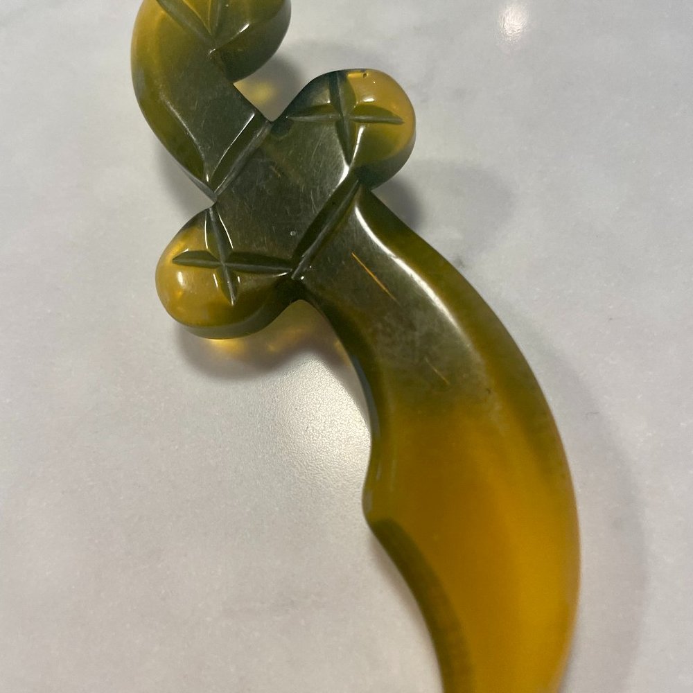 Bakelite Brooch - iridescent green and yellow vintage brooch